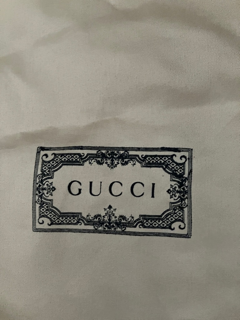 Gucci Beige Dust Bag with Black Logo - Picture 2 of 5